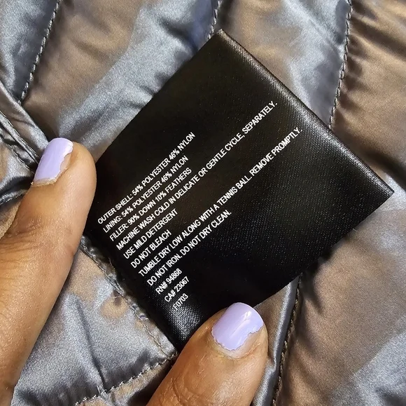 Bernardo Goose Down Dark Blue Gray Outdoor Cozy Puffer Vest Size Small - Picture 6 of 7